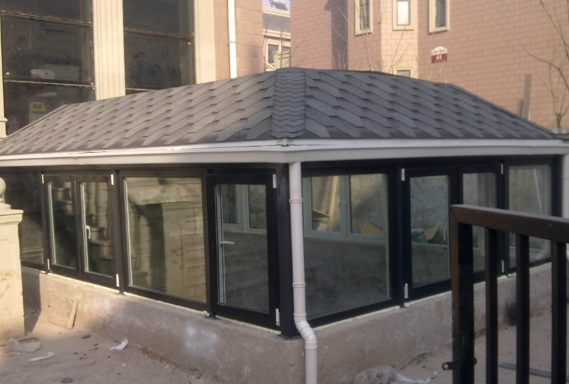 洛阳定制户外花园阳光房 德高瓦顶设计与隔热工程案例解析